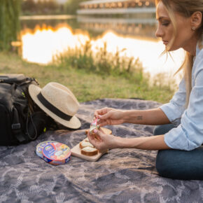 Hochland No Logo 3-18